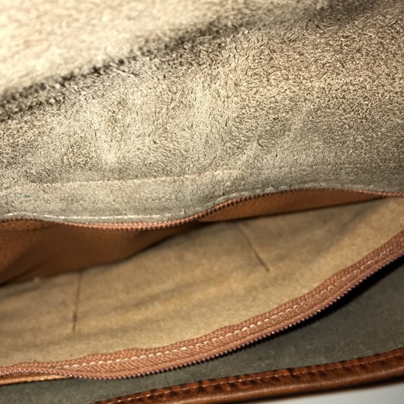 Vintage Dooney and Bourke flap bag - Picture 10 of 16